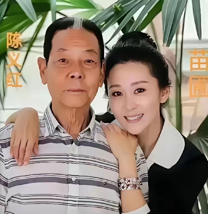 苗圃身家数亿不仅颜值出众演技也备受认可属于颜值与演技双在线的演员 先说说苗圃