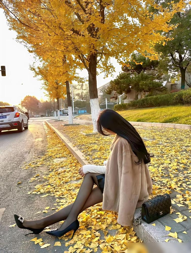 不知道大家有没有发现？现在很多年轻人，根本就不适合结婚，现在适婚男女，大多数都是