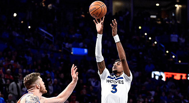 麦克丹尼尔斯: 发自内心地感激这一切, 感恩节快乐!