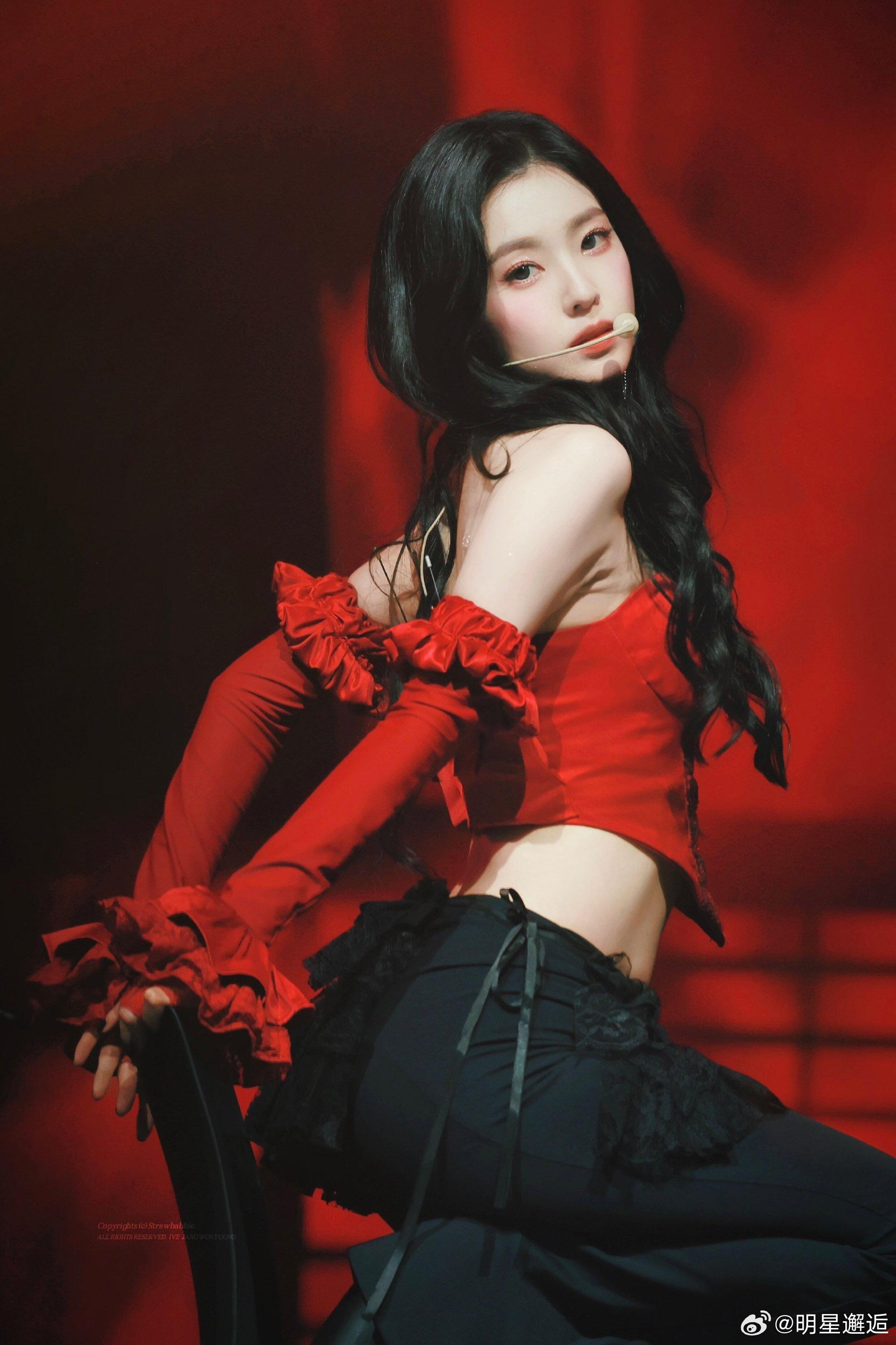 愚人节贺图张元英站姐发的裴珠泫，大美女就要穿红色