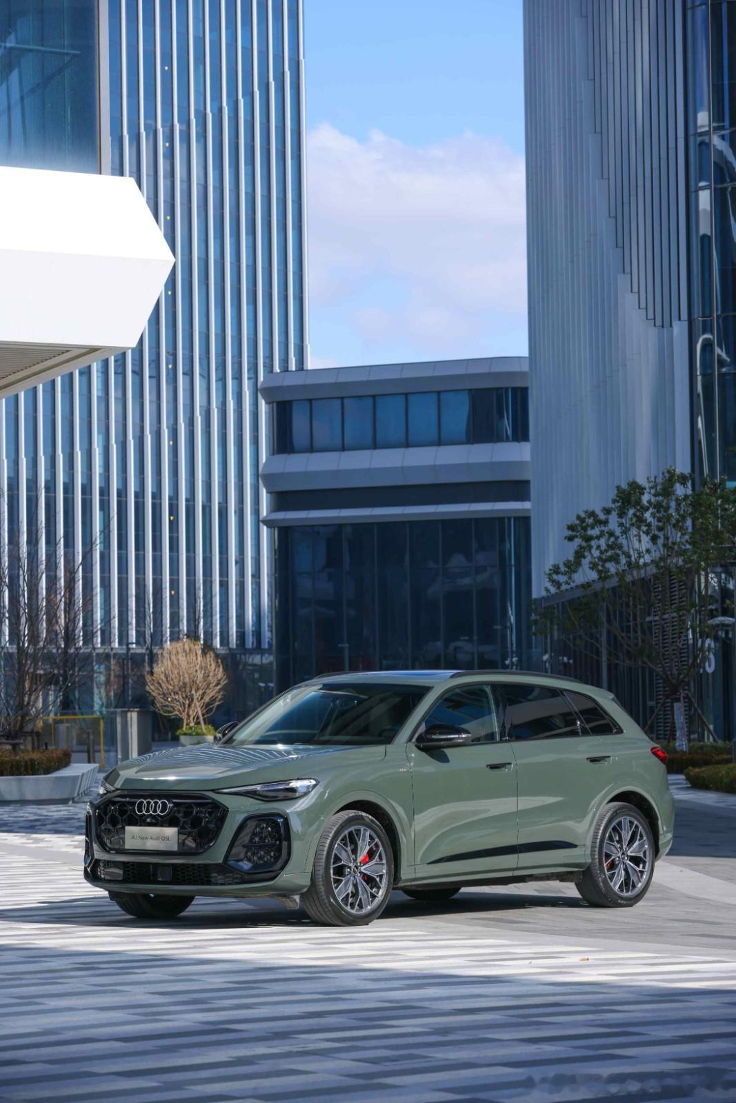 全新奥迪Q5L的底盘调校，太懂中国路况‌开过不少同级SUV，总在操控和舒适之间没法两全😮‍💨直到