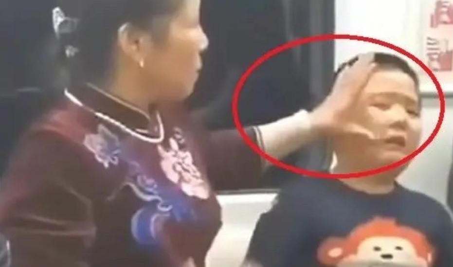 太意外！我家婶子竟对亲孙子没了感情！背后隐情让人叹息，事情是这样的，在儿媳妇还没
