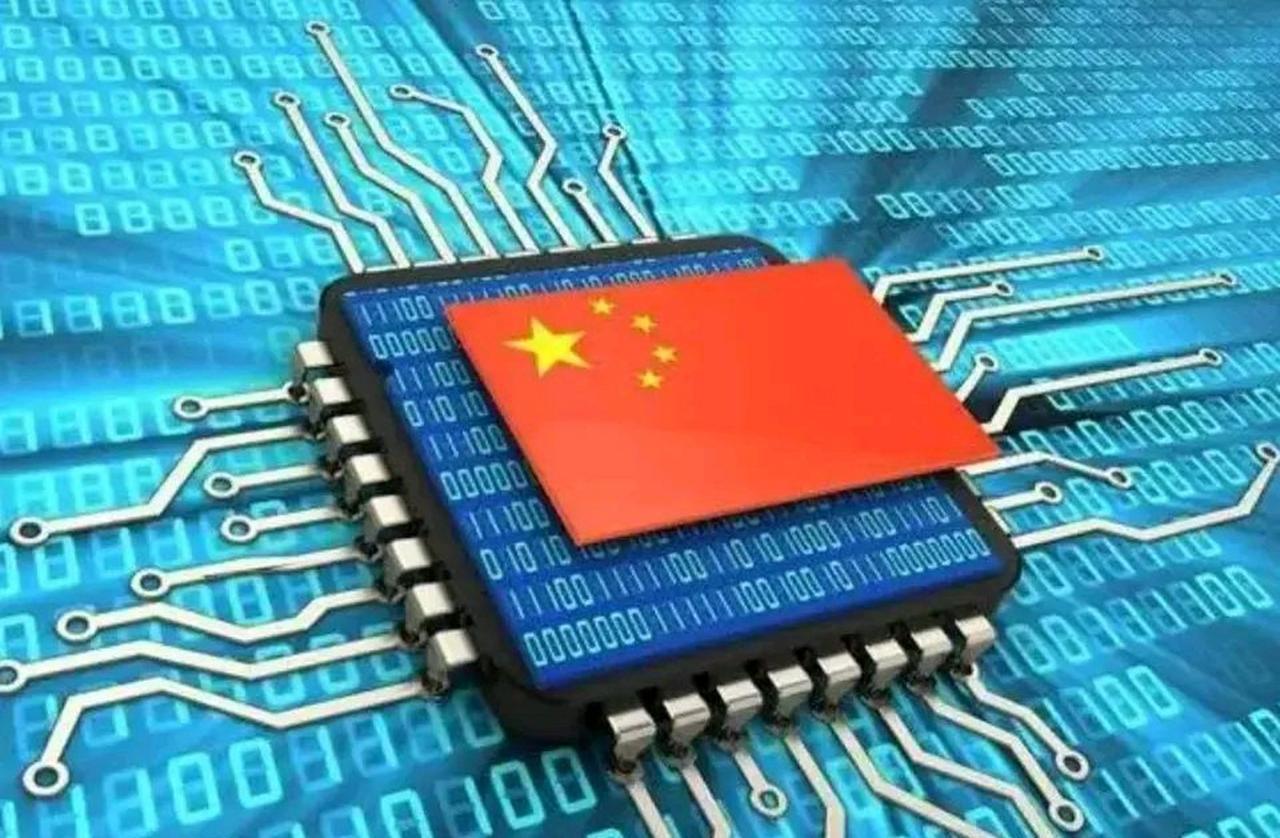 深夜炸雷！美国对华芯片“斩首行动”升级！三大巨头集体“拉闸”，国产EDA的“生死