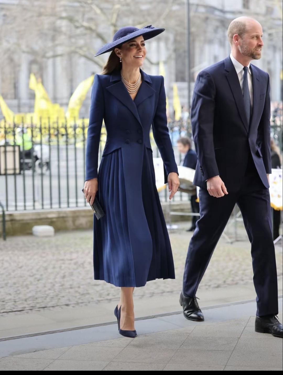 凯特王妃精神奕奕！3月9日下午，她和威廉王子一起出席了在威斯敏斯特教堂举行的英联