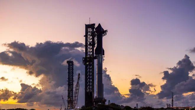 🇺🇸SpaceX在佛罗里达海岸打造未来在罗伯茨路，SpaceX正在快