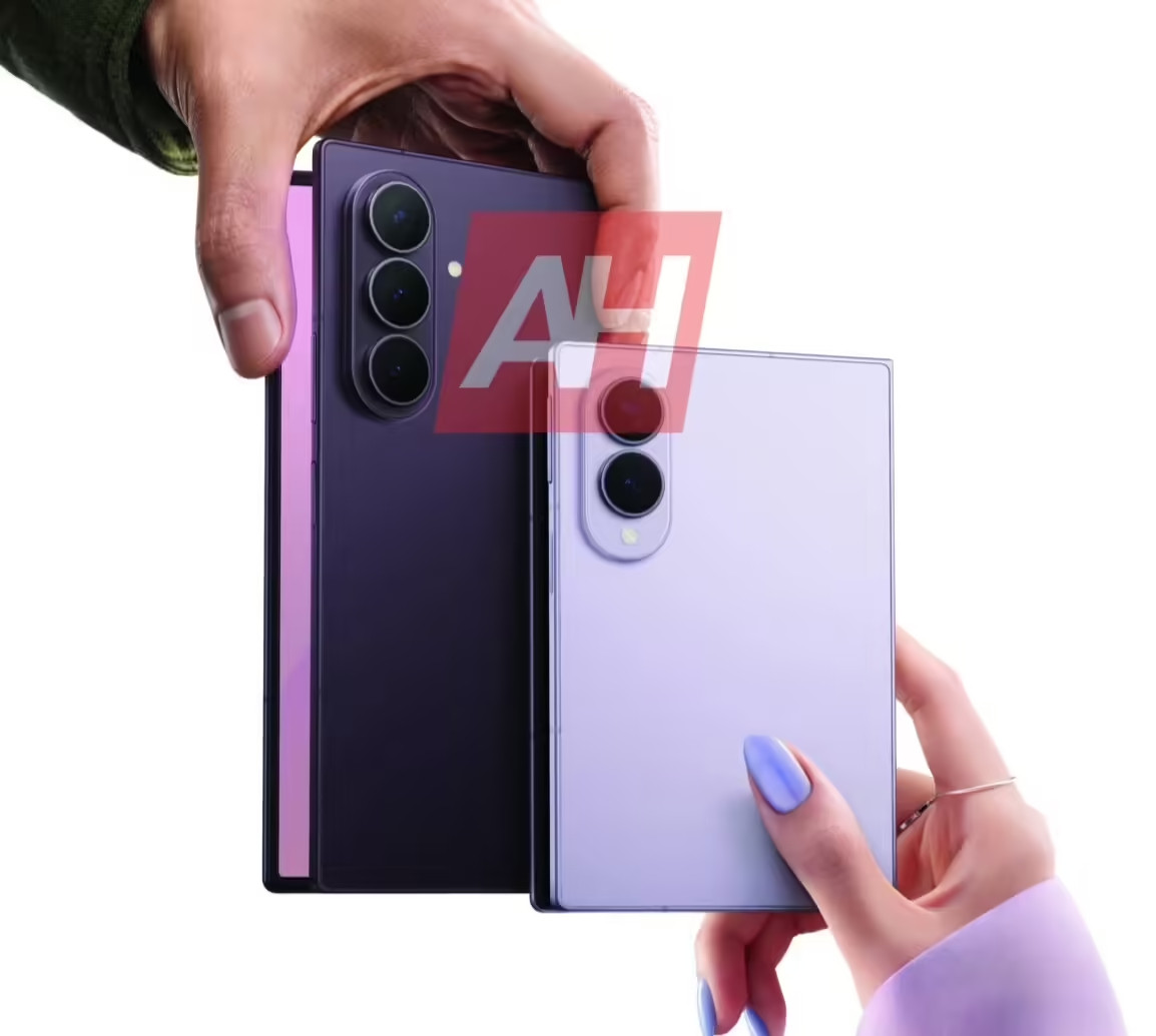 三星Fold8和Ultra的完整规格都出来了。标准版外屏5.5寸、内屏7.6寸，