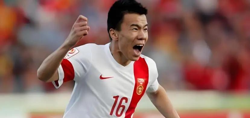 孙可，苏超呼唤你！36岁的孙可会不会出现在明年的苏超赛场，是徐州球迷乃至江苏球