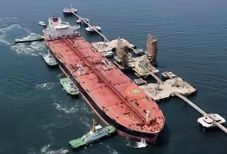 太扎心！日本急疯了！为解能源断供危机，花大价钱从美国拉来91万桶原油，结果这91