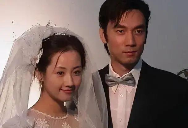 1994年，林依轮甩掉了人老珠黄的发妻，转身娶了选美冠军西华，婚后他将600万积