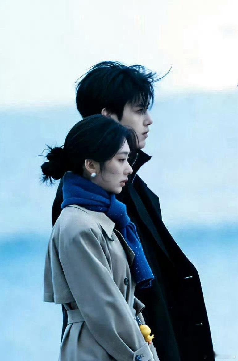 第一次把女主看错了，看成了谭松韵！