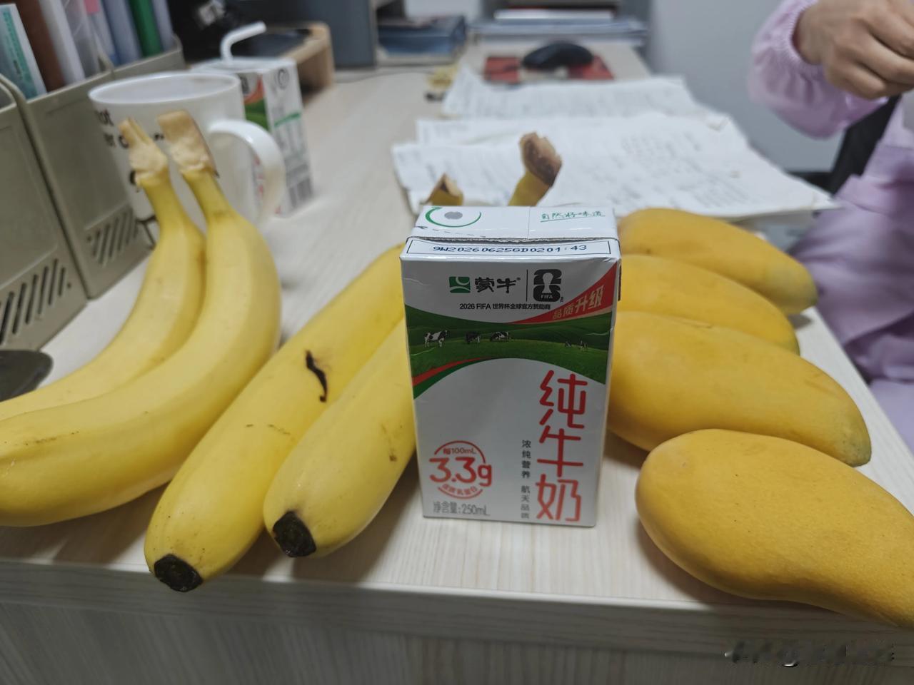 总emo提不起劲？你的一日三餐，悄悄决定心情好坏不少中年人常有这种困扰：明