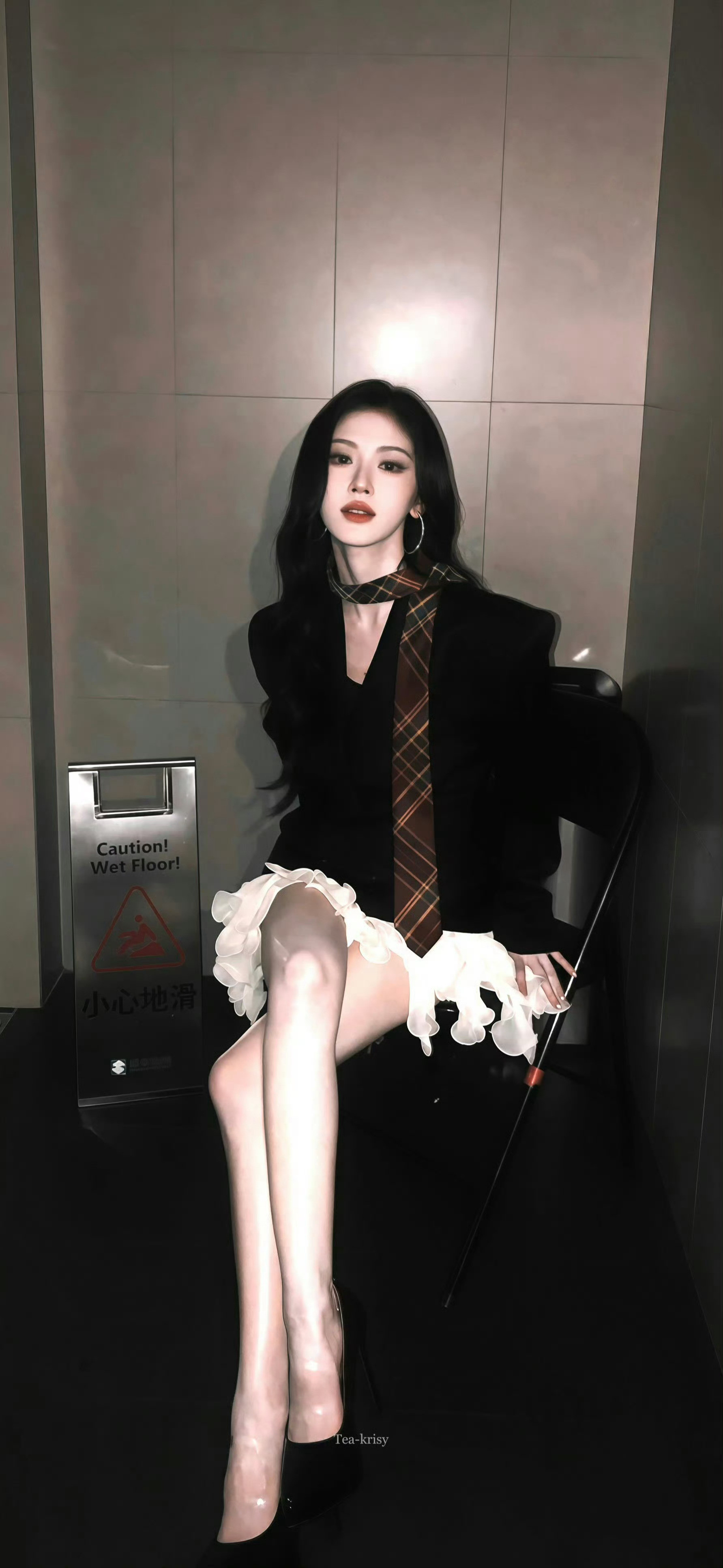 鞠婧祎鞠婧祎鞠婧祎万花世界苏绿夏鞠婧祎这般时尚感，也太有女人味了。时尚