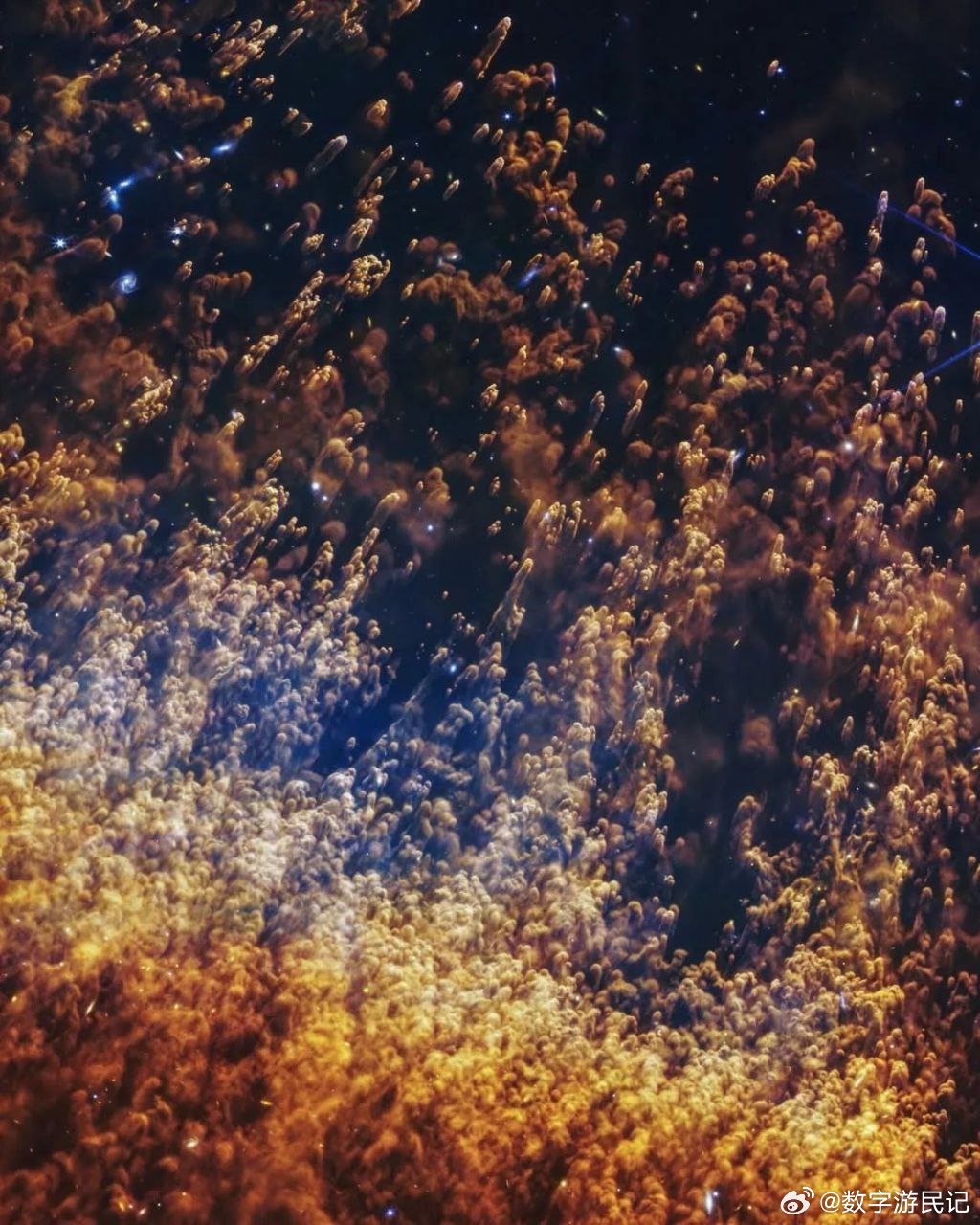 詹姆斯·韦伯太空望远镜捕捉到螺旋星云中一颗垂死恒星的结构痕迹。新的JWST图
