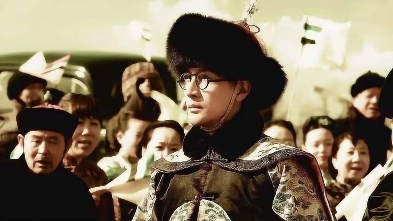 1967年10月6日，北京协和医院的一间普通病房里，一个瘦得脱了形的老人，用颤抖