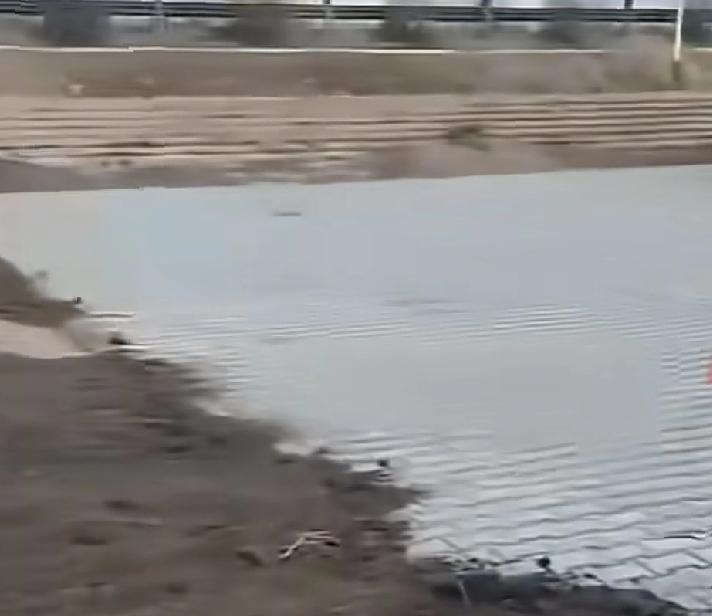 这到底是什么情况？吉林白城市，有人发布了一段视频，显示的内容是在附近的一条河道