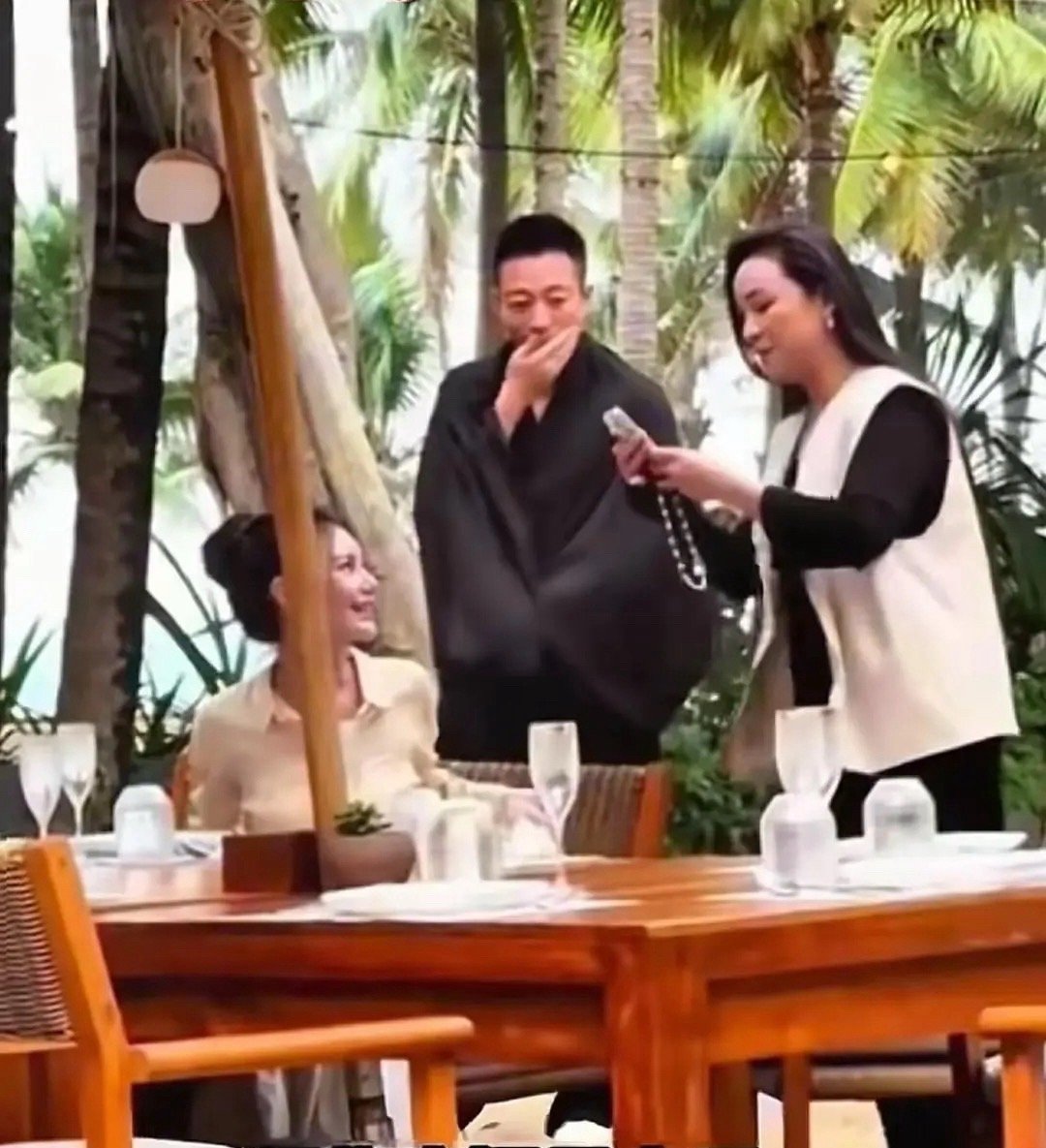 马筱梅开始晒幸福了！巴厘岛度蜜月，俩人恩爱如初！网络上都吵翻天了，可是没想到汪小