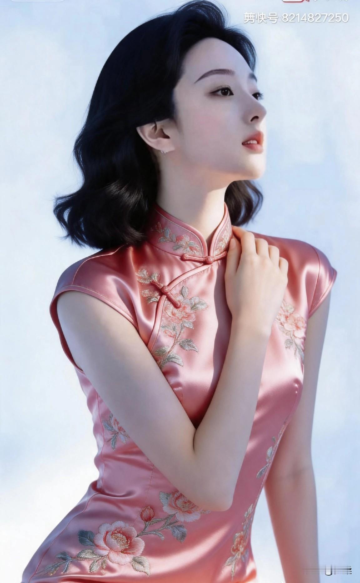 温柔古典，粉色旗袍，惊艳时光江南甜美旗袍粉缎旗袍粉红旗袍写真
