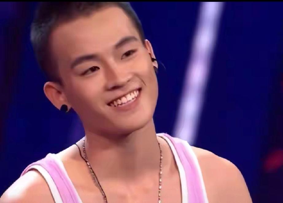 零绯闻不上综艺！欧豪凭《生万物》封神，印证陈道明一句话从快男亚军