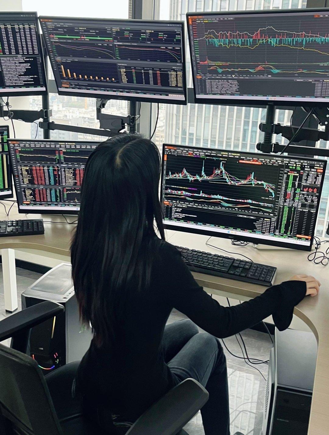 4月18日热门股排名1、三安光电：收购终止、光通信（首板）2、圣阳股份：固态电池