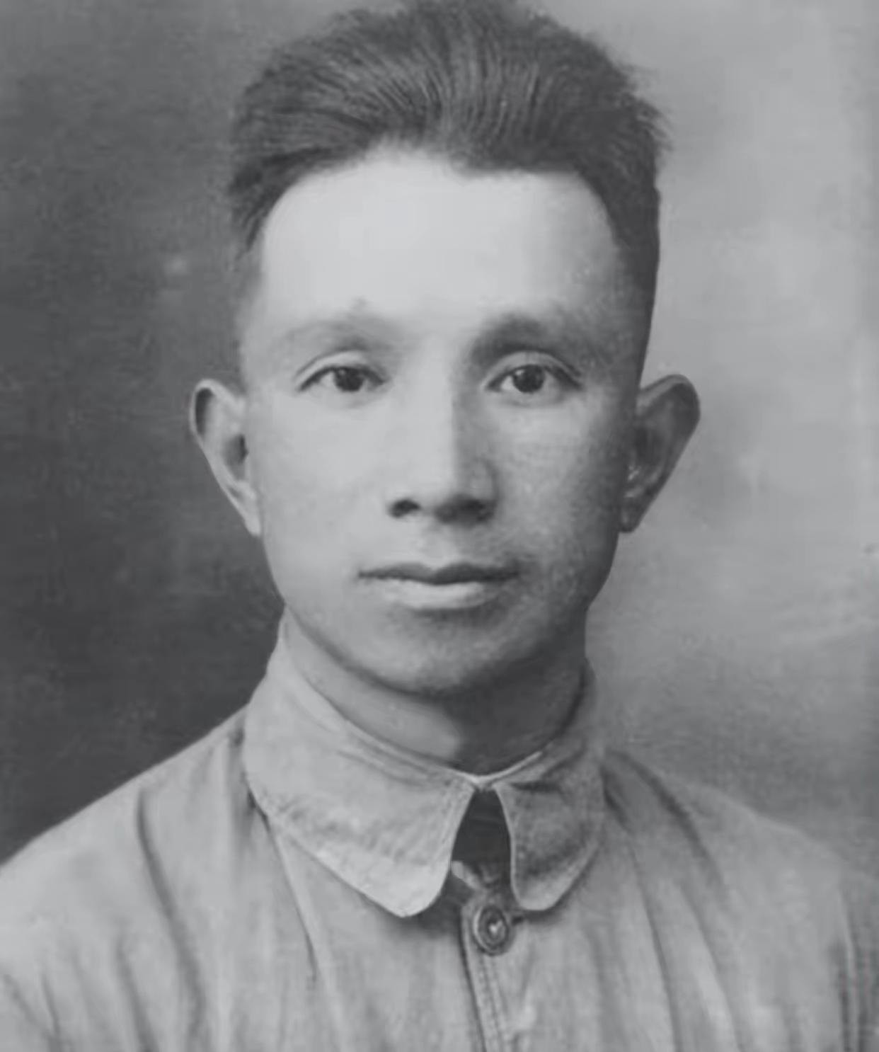粟裕向毛主席提议，要在中原打一次大仗。主席问：多大的仗？粟裕回答道：一次歼敌60