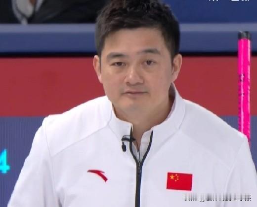 米兰冬奥会的赛场上，冰壶比赛当中，可以说中国男子冰壶队和女子冰壶队的成绩虽然都不