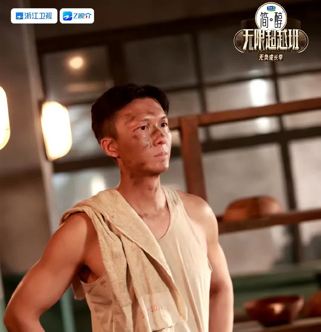 真惨！王星都被签了，堂堂香港TVB视帝王浩信，还是没有着落，内地没有拿到一份of