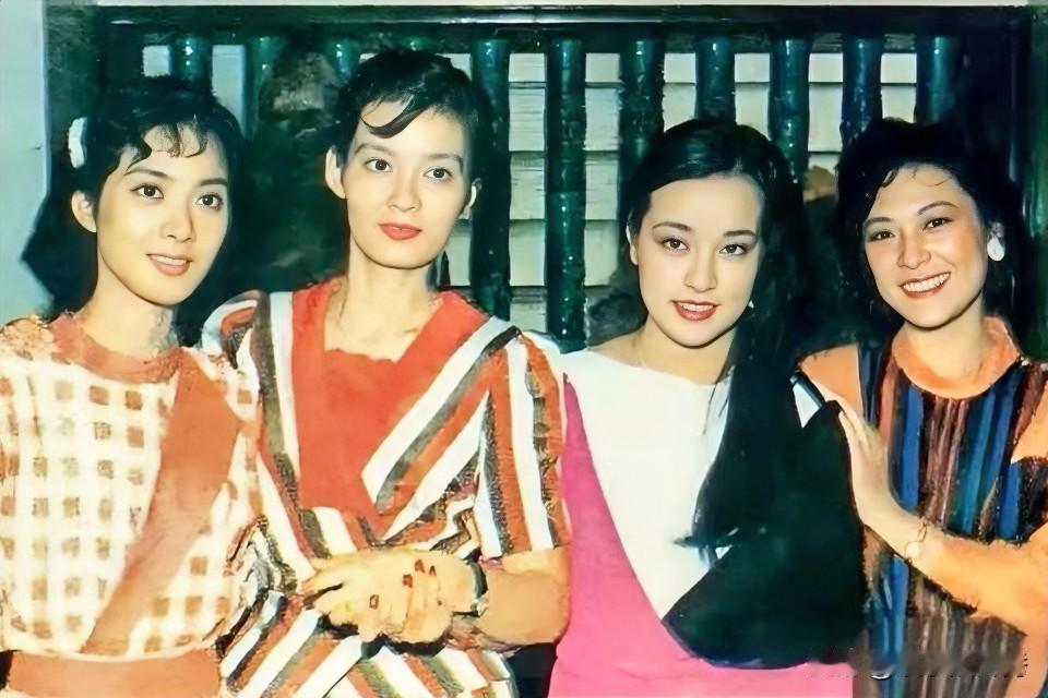 四朵“厂花”，龚雪和王馥荔属于一种类型，刘晓庆旁边这位是谁啊？龚雪和王馥荔都