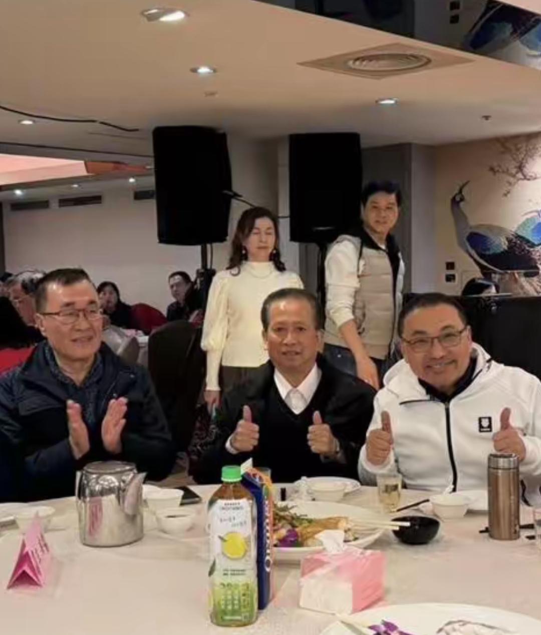 蓝营国民党今天总算是有了两个好消息：一个是台北市的蒋万安宣布英伟达分总部落地台