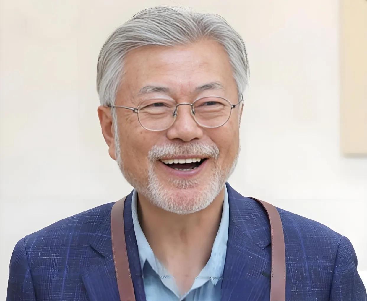 韩国总统复仇记，韩国前总统文在寅和在野党总统后选人李在明是撕裂韩国团结的急先锋，