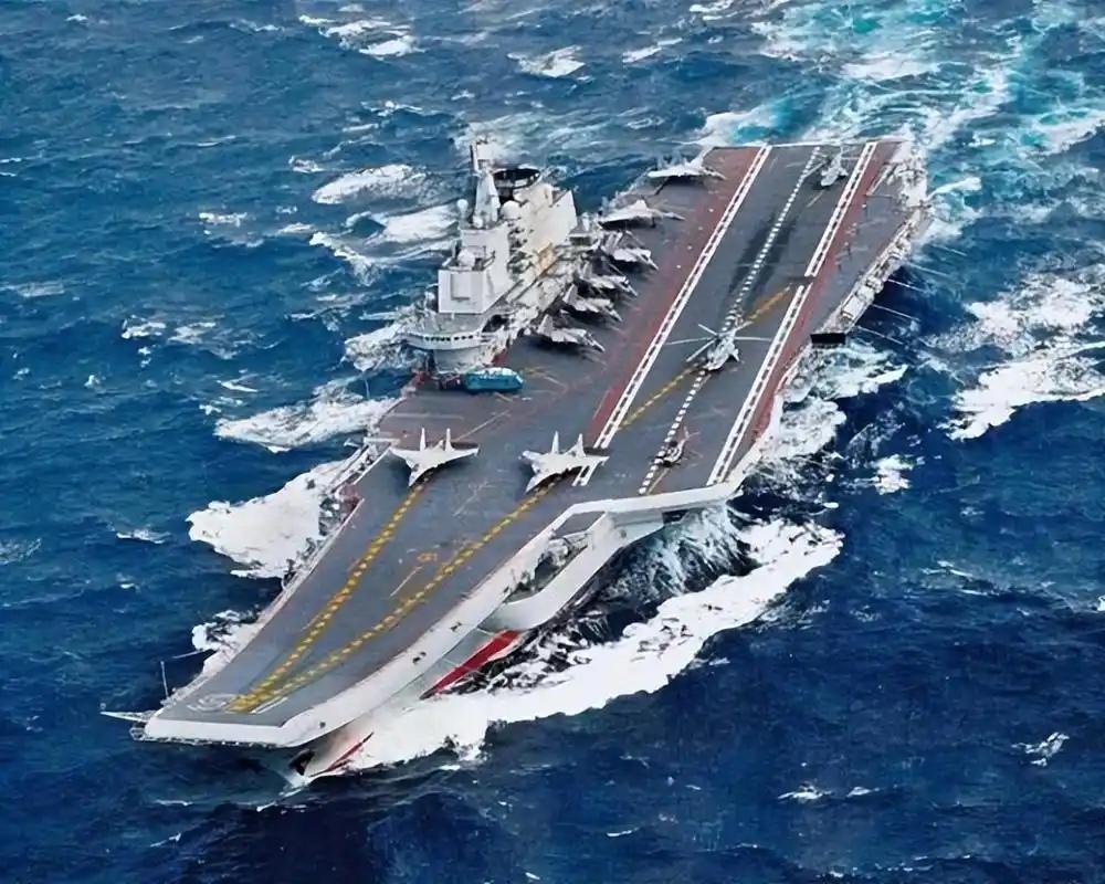 前几天日本飞机在中国辽宁舰这边吃了亏，为了找回面子，日本竟然还像模像样地把自家直