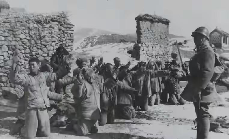 豆腐庄惨遭屠戮，妇女受辱杀害，遗体投喂洋犬，二十六户尽遭灭门200多条生命