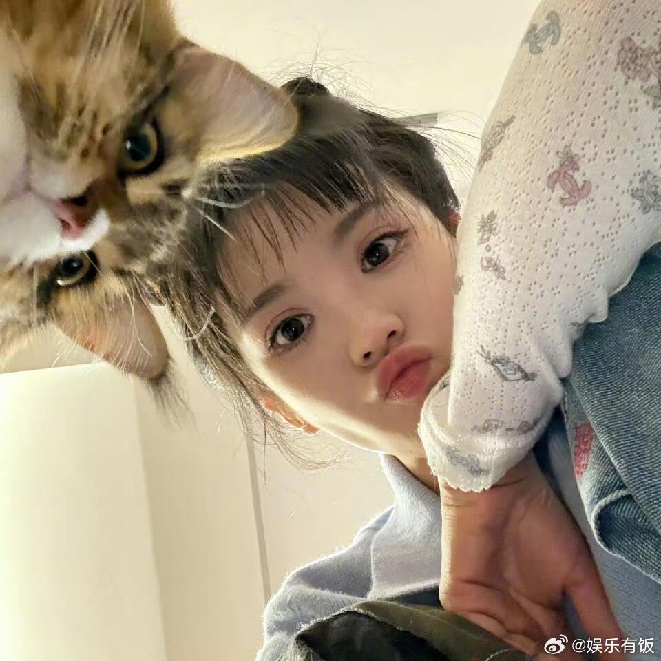 猫猫是田曦薇的诱捕器吧小猫诱捕器名不虚传！对宠溺感拉满，同款美食、温柔互动、萌