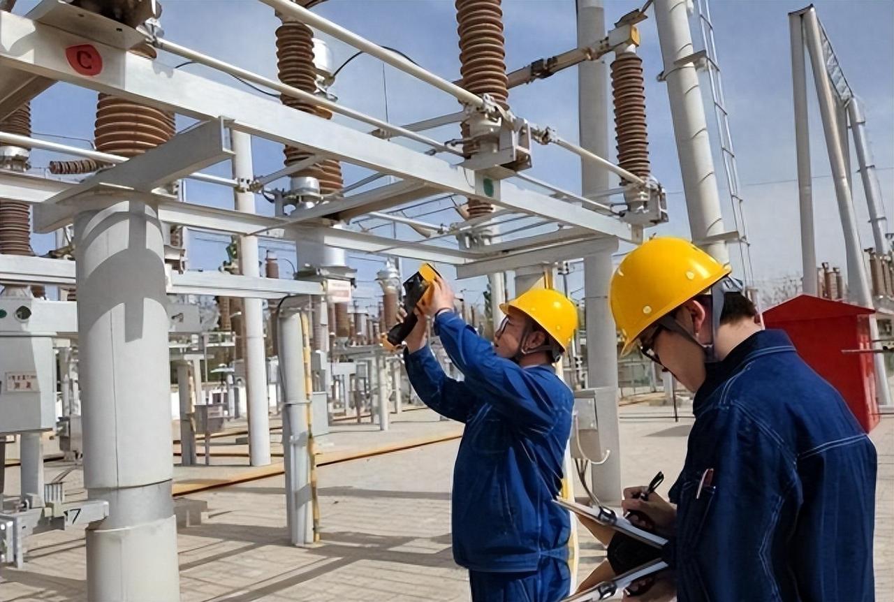 外媒拿3万亿总负债唱衰国内两大电网，直言百年都收不回建设成本，看似数据吓人，