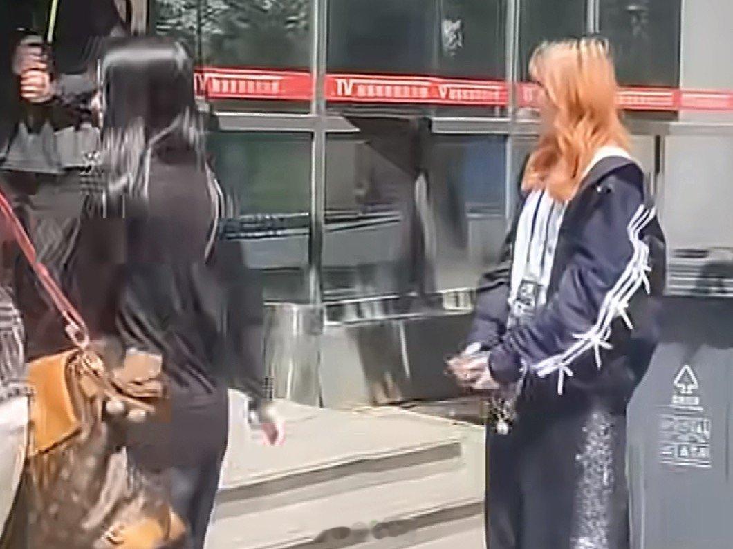 单依纯国乐无双上班状态单依纯国乐无双录制路透哇哇哇哇，单依纯在综艺《国学无双