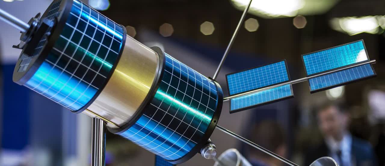 英国军用卫星被俄罗斯干扰。俄罗斯卫星通讯社10月3日报道，英国太空司令部