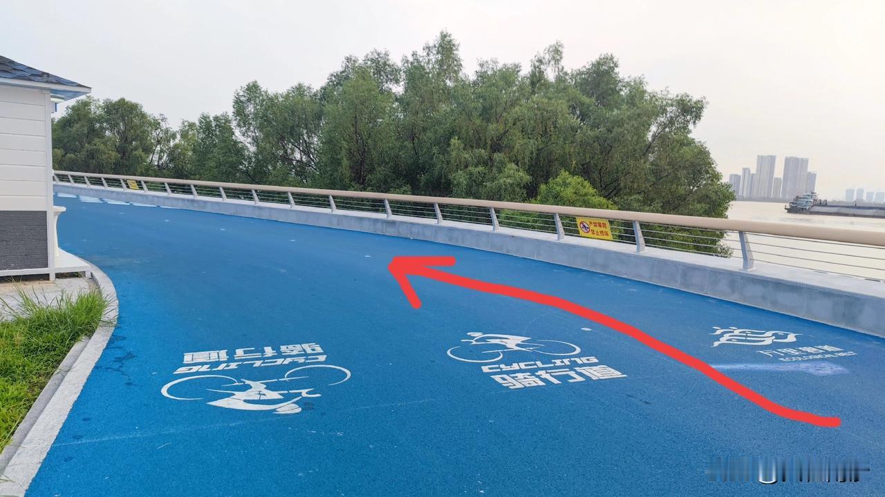南沙版情侣路后续大概率还是可以走电鸡，因为目前的情侣路还有一些工程没完成，仔细观