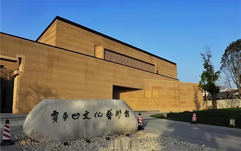 笔骨子有事说事当“屎尿”和“淫秽”文学配享太庙，谁还记得那戈壁滩上的“三钱”？