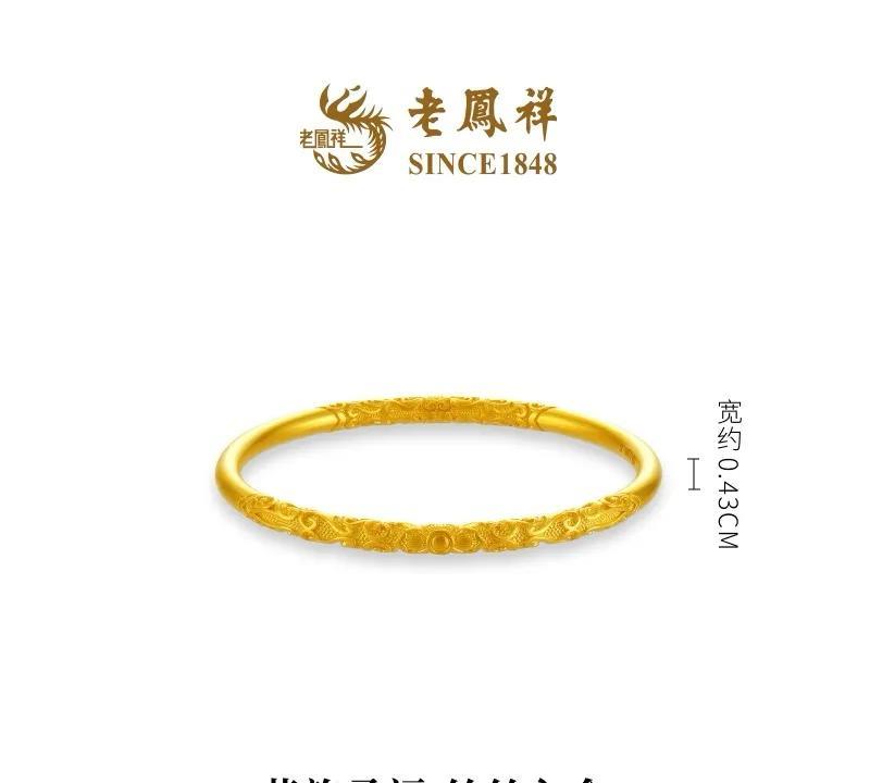 老妈生日快到了，不经意的一句话，没想到两个闺女放在了心上。最近带老妈逛街，她总