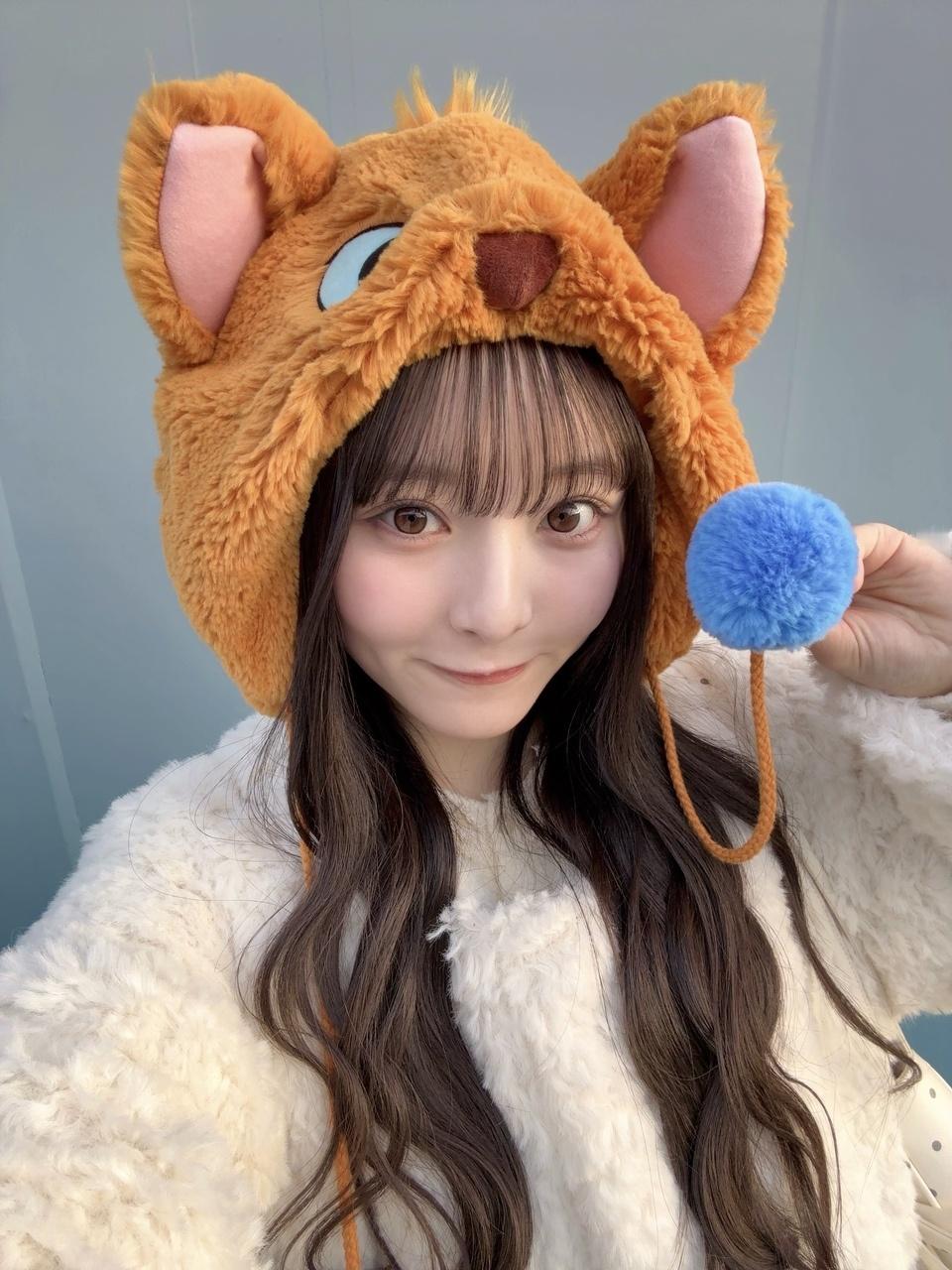 片山紗希「今日はね、1月の旅ブログです☺️お友達とディズニーランドに行きました?