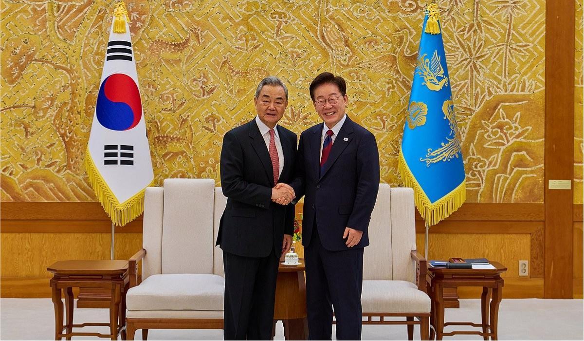 王毅一句话点破，李在明亲不亲华无所谓王外长这次访韩，面对记者关于李在明政府“