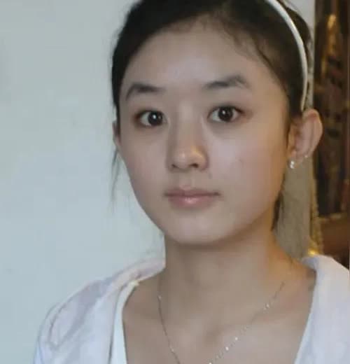 毁人者还要装圣母著名演员赵丽颖面对网络谣言说了一句“算你妹”，正在遭受铺天盖