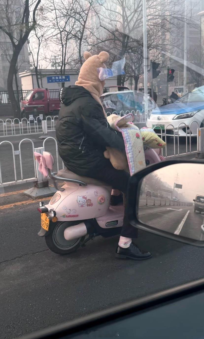 男生谈恋爱后自动解锁对象的衣柜