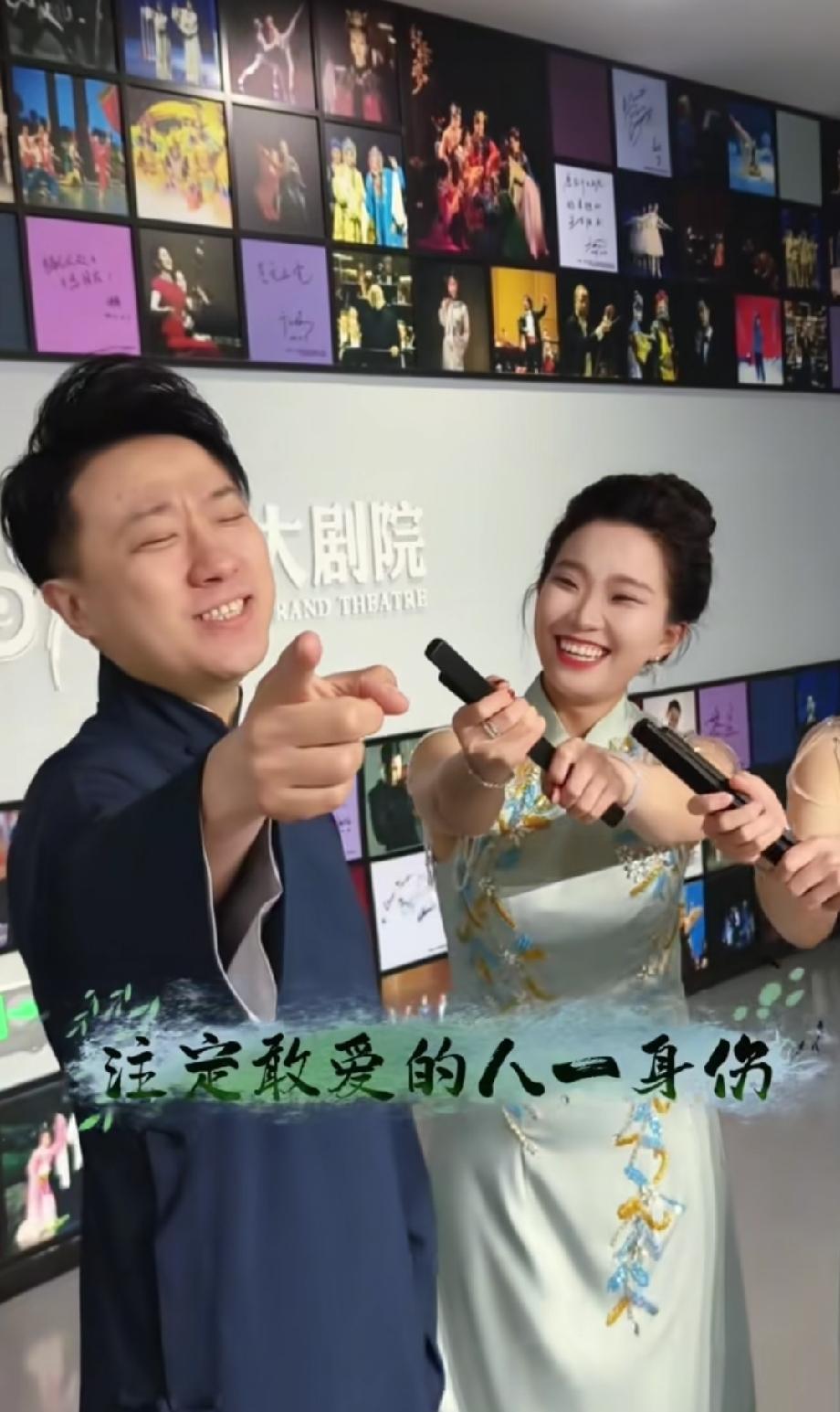 张鹤擎离爆火，只差一场封箱扒马褂。来德云社八年了，张鹤擎的实力其实还没有完全