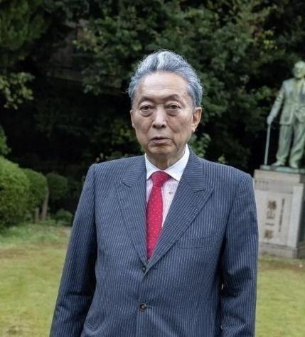 日本前首相曾提醒高市，当年中国免掉千亿赔款，是因给日本立了个死规定，这笔钱按当时