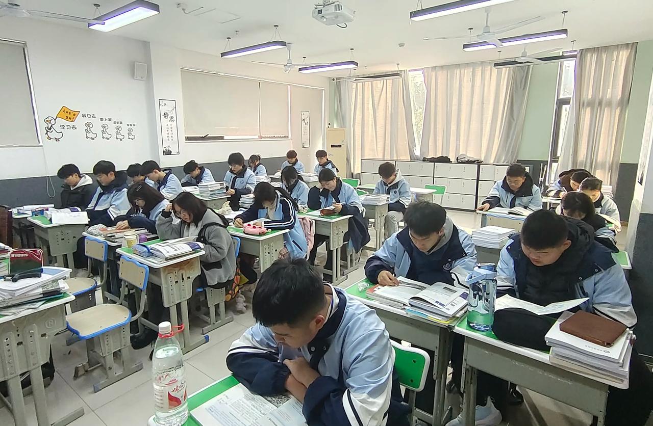 高中生有这几个特征，大概率能考上985、211从孩子平时的状态，其实就能看出