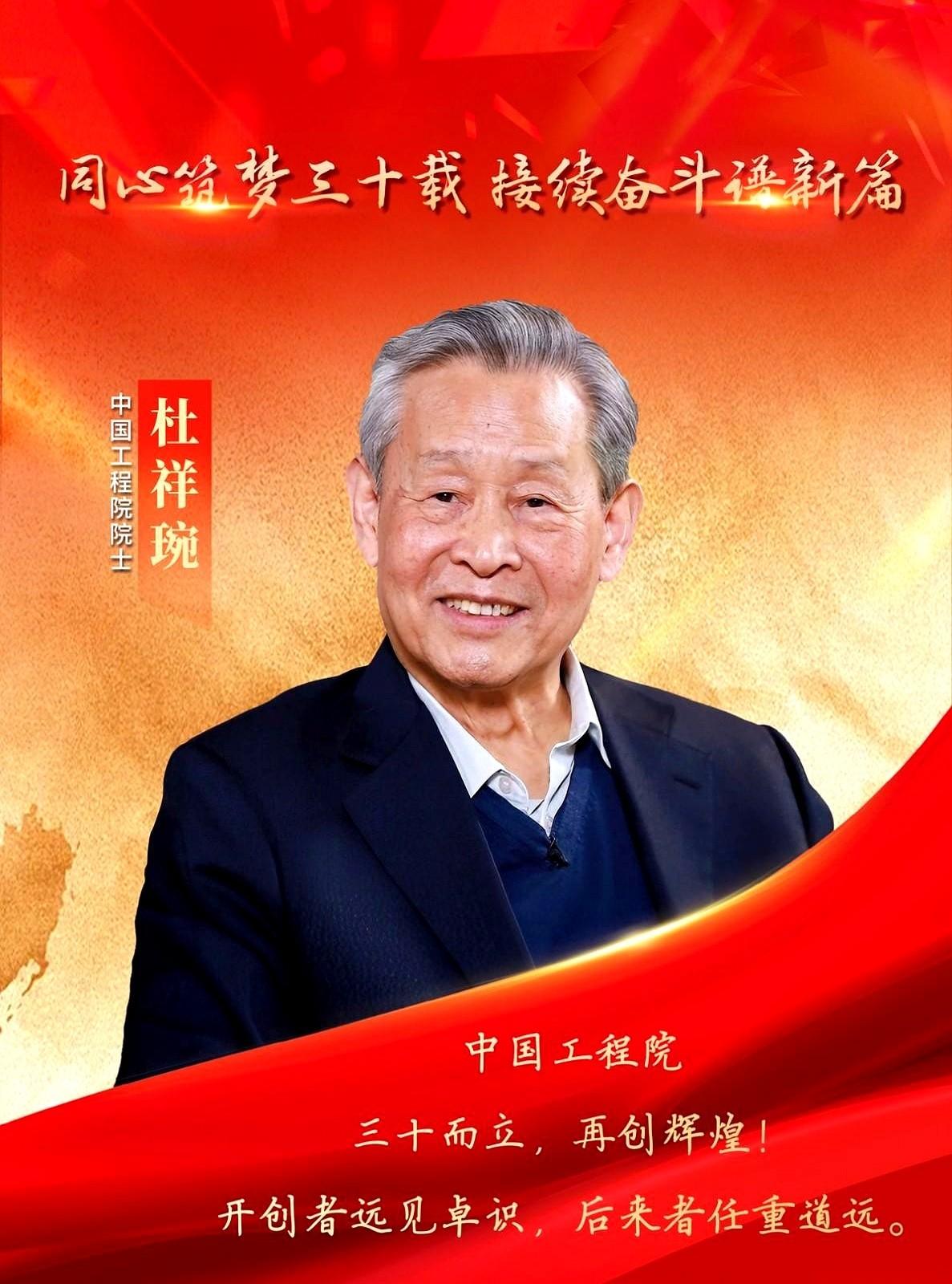 我跟你说个事儿，你下巴可能得扶一下。深圳市中心，之前埋着一座36层楼高的垃圾山