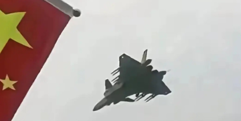 美国军方为什么不澄清前几天被解放军空军驱逐逃离的是哪个机种？央视都报道了我们歼