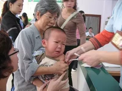 为什么今年感冒的孩子这么多? 而且还一直不好? 这7个重要原因你一定要清楚!