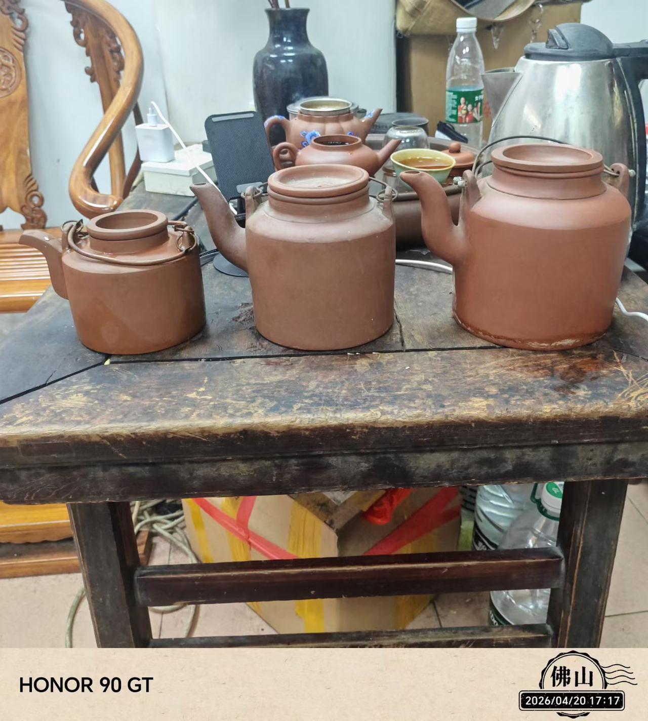 很多人总盼着电商能取代实体店，毕竟电商的价格十分低廉。例如，一元钱一斤的土豆还包