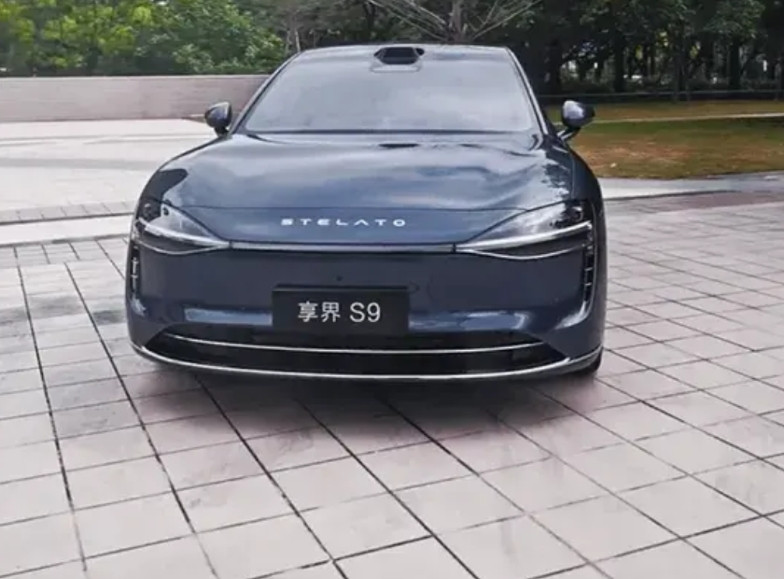 智界&享界这两界目前的处境差不太多，智界是R7低估，享界是S9增程的反扑，都